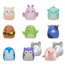 Squishmallows - Squish-a-longs gyűjthető figurák, kiegészítőkkel 8db (3 cm) - 1 db meglepetés figurával (Holly a bagoly)